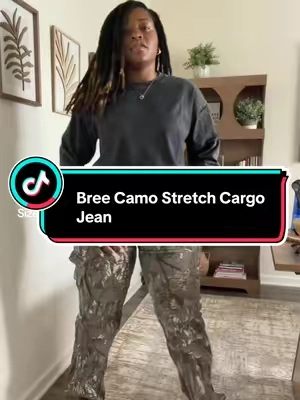 I was fully prepared for these to be stiff and have ZERO give 😂 baby I was wrong. Camo cargo jeans with actual stretch, plenty of pockets and they fit the curves without that weird gap in the back. Yeahhhh, these ate. 😮‍💨 #tiktokshopstockup #tiktokshopcreatorpicks #falldealsforyou #sohochic #cargopants 