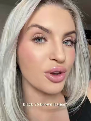 I’m obsessed with both 🤎🖤 @OKAYLOVE #lashes #lashclusters #brownlashes #cleangirl #naturalglam 