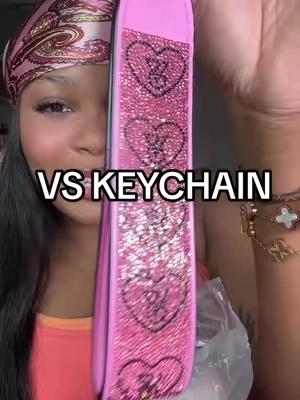 #victoriassecretkeychain #victoriassecret #keychain #tiktokshopcreatorpicks 
