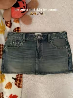 I was in NEED of a denim skirt            #falloutfitinspo #denimskirt #fallfashion