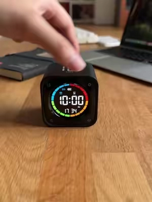 One flip, and my pomodoro timer is already running#pomodoro #timer #desksetup #pomodorotimer #tiktokshopstockup 