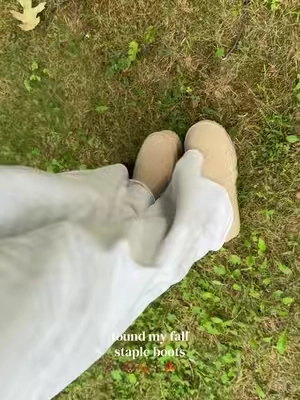 Slip ons >>>  #boots #slippers #fallfashion #falloutfit #miniboots 