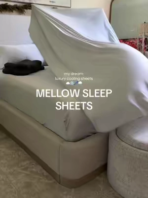 luxury hotel but at home 🌨️🧖🏻‍♀️ 🤌🏼 silky, cooling & wrinkle-free #coolingsheets #mellowsleep #mellow #sheets 
