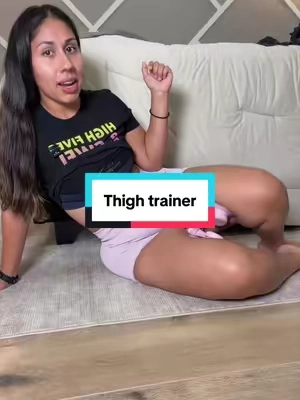 Feeling the burn from your own home! #thighexercise #thightrainer #tiktokshopcreatorpicks #hipabductor #homeworkout 