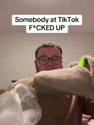 Somebody at TikTok fudged up Crocs Cozzzy Slippers #tiktokshopstockup #tiktokshopcreatorpicks 