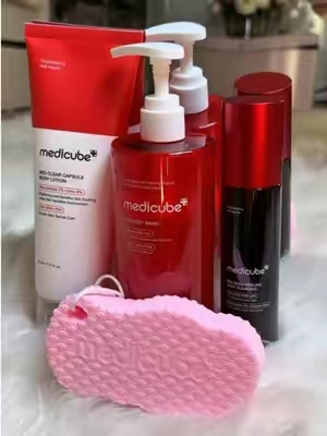 this body care set is PERFECT for treating rough bumpy skin❤️✨ #medicube #bodycareroutine #bumpyskin #keratosispilaris #sensitiveskincare 