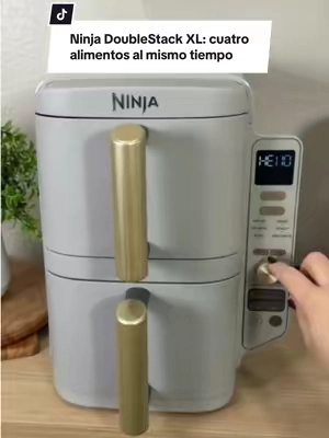 Respuesta a @Sugey Espinoza La Ninja DoubleStack XL SL401 tiene dos canastas apiladas, 10 cuartos de capacidad y rejillas para cocinar hasta cuatro alimentos al mismo tiempo. Con Smart Finish puedes lograr que ambas canastas terminen juntas, aunque utilicen configuraciones diferentes es de  @Ninja Kitchen  #NinjaKitchen #DoubleStackXL #AirFryerRecipes #KitchenAppliances #tiktokshopcreatorpiks