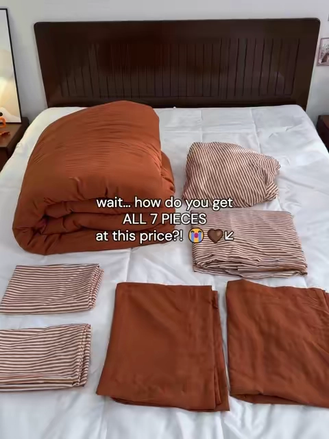 The caramel-and-white stripes make everything feel instantly cozy—and the fitted sheet has pockets on BOTH sides for your phone, glasses, remote, or bedtime snacks 🤭Tap the cart to explore available sizes ✨ #Monbix #7PieceComforterSet #FallBedding #CozyBedroom #BeddingSet  