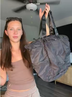 I can’t wait to use this 👀 #falldealsforyou #comfrt #comfrtinahurrytote #inahurrytote 