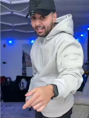 Ahora si comfrt se la rifo con esta hoodie😯 #comfrthoodie #comfrtclothing @Comfrt 