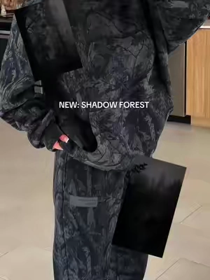 FOR THE DARK AESTHETIC 
