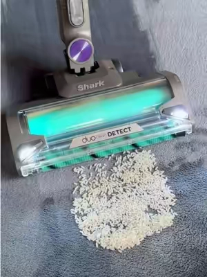 This one is supposedly gonna do everything 👀 #vacuum #sharkvacuum #cordlessvacuum #selfemptyingvacuum 