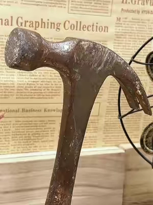 Small tool, surprisingly useful#homerepairtips #garageworkshop #hammer 